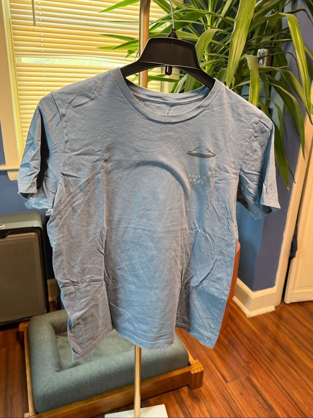 Steel City “I Want to Leave” UFO T-Shirt – Blue – Size Large
